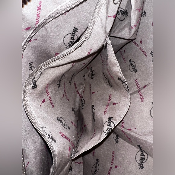 Hard Rock burgundy satchel/Messenger bag✨ - Picture 15 of 17